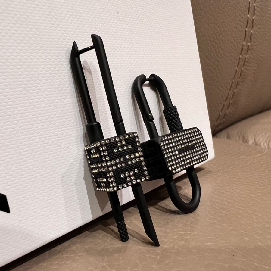 Givenchy 經典鎖頭款耳環🔒Lock asymetrical earrings with crystals-1