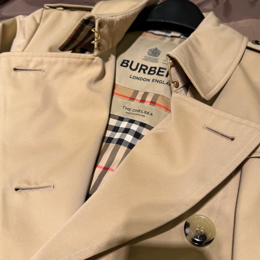 Burberry 切爾西修身短風衣 （適合亞洲女生的版型）-1