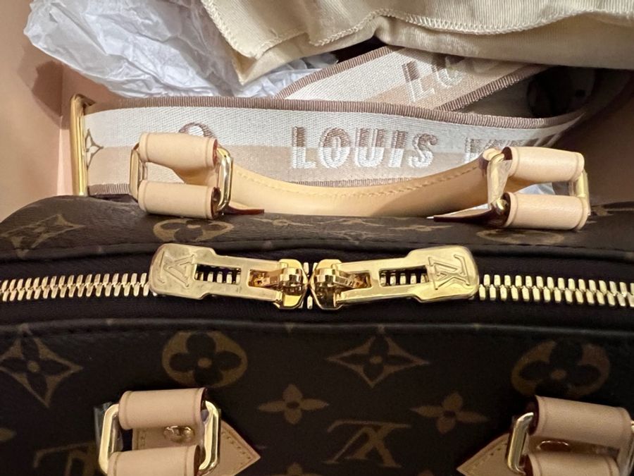 Louis Vuitton LV Speedy 20 M46222-3