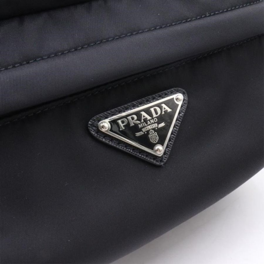 Prada 2VH171 尼龍 及 Saffiano 皮革肩背包 黑色《2024季度新品》-13