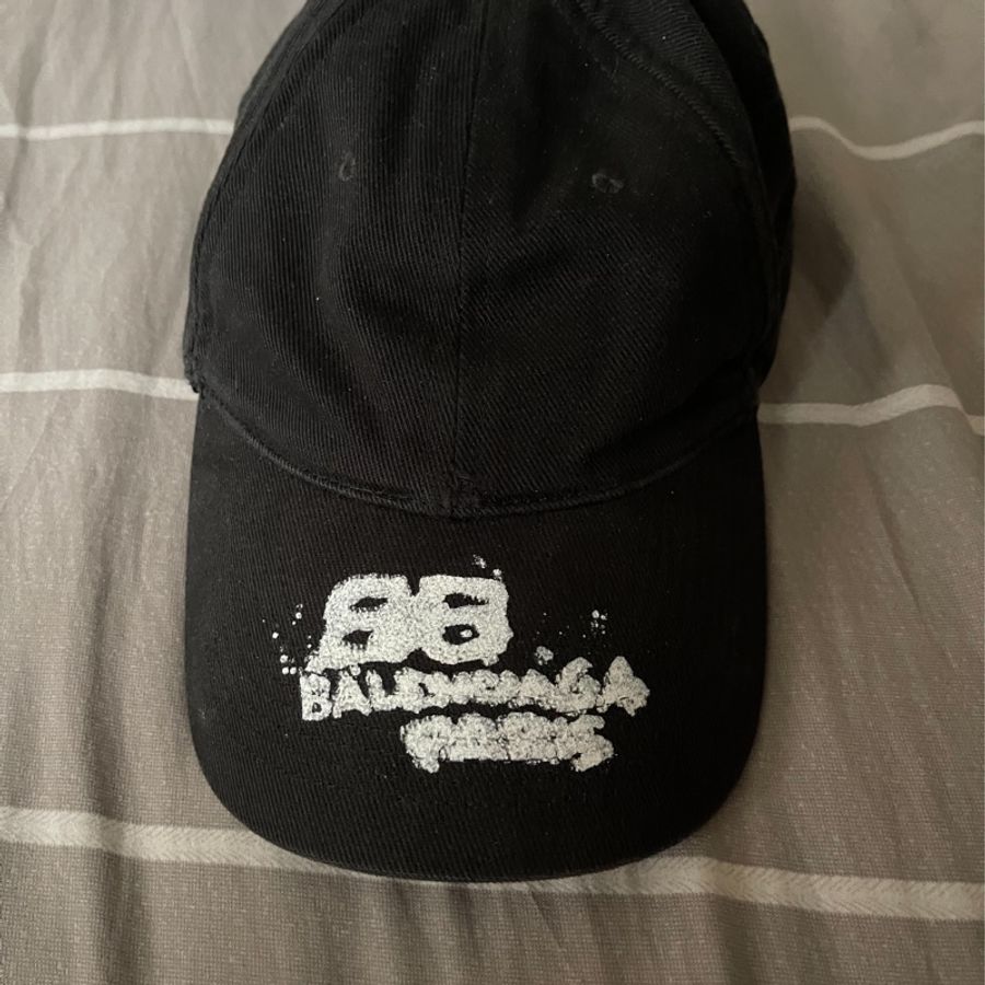 巴黎世家 Balenciaga 帽子,新款棒球帽,9成新!-0