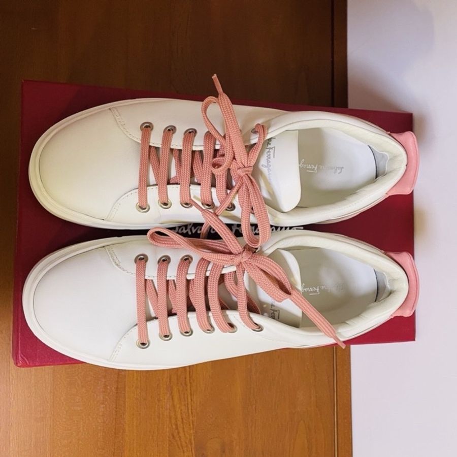 Ferragamo厚底小白鞋-10