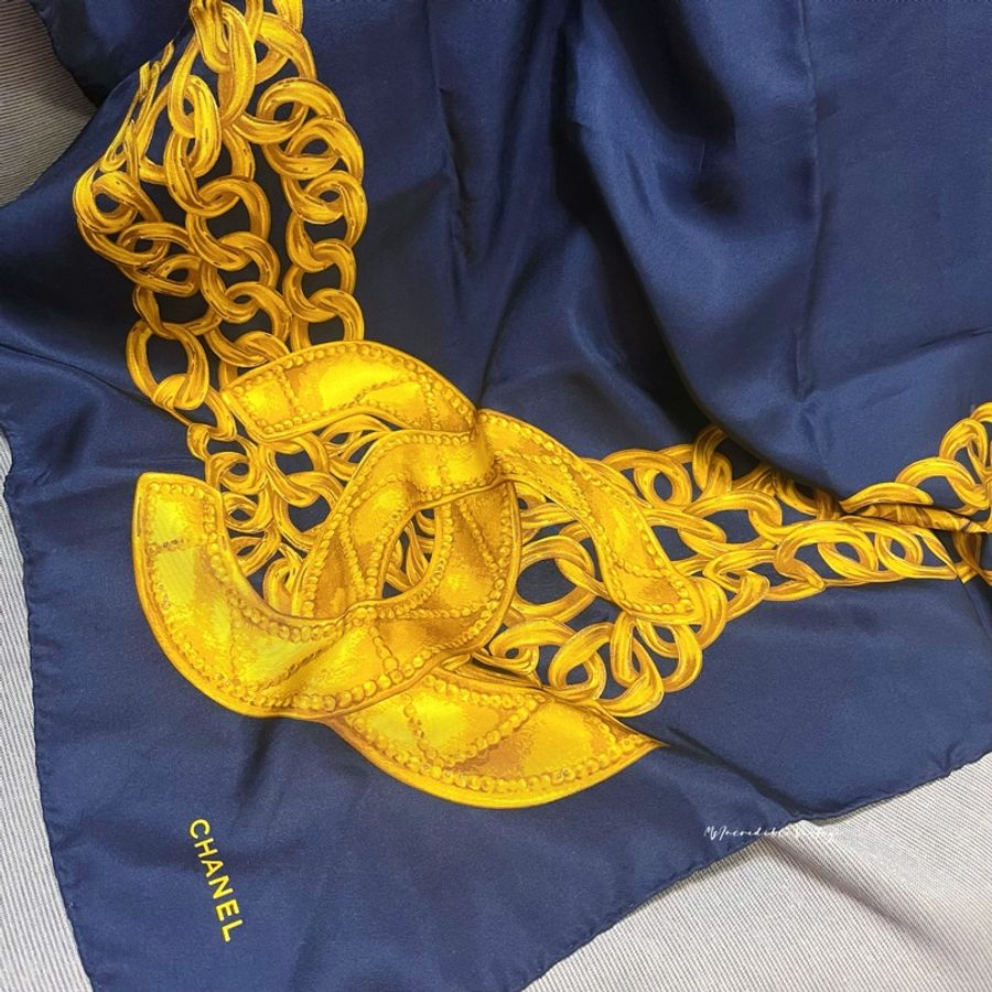 Chanel 藍金色首飾絲巾 CC Mark Chain Print Scarf Navy-0