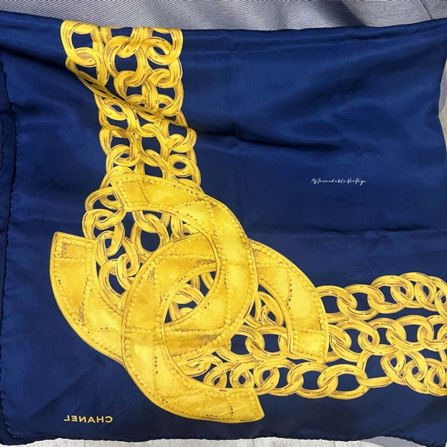 Chanel 藍金色首飾絲巾 CC Mark Chain Print Scarf Navy-11