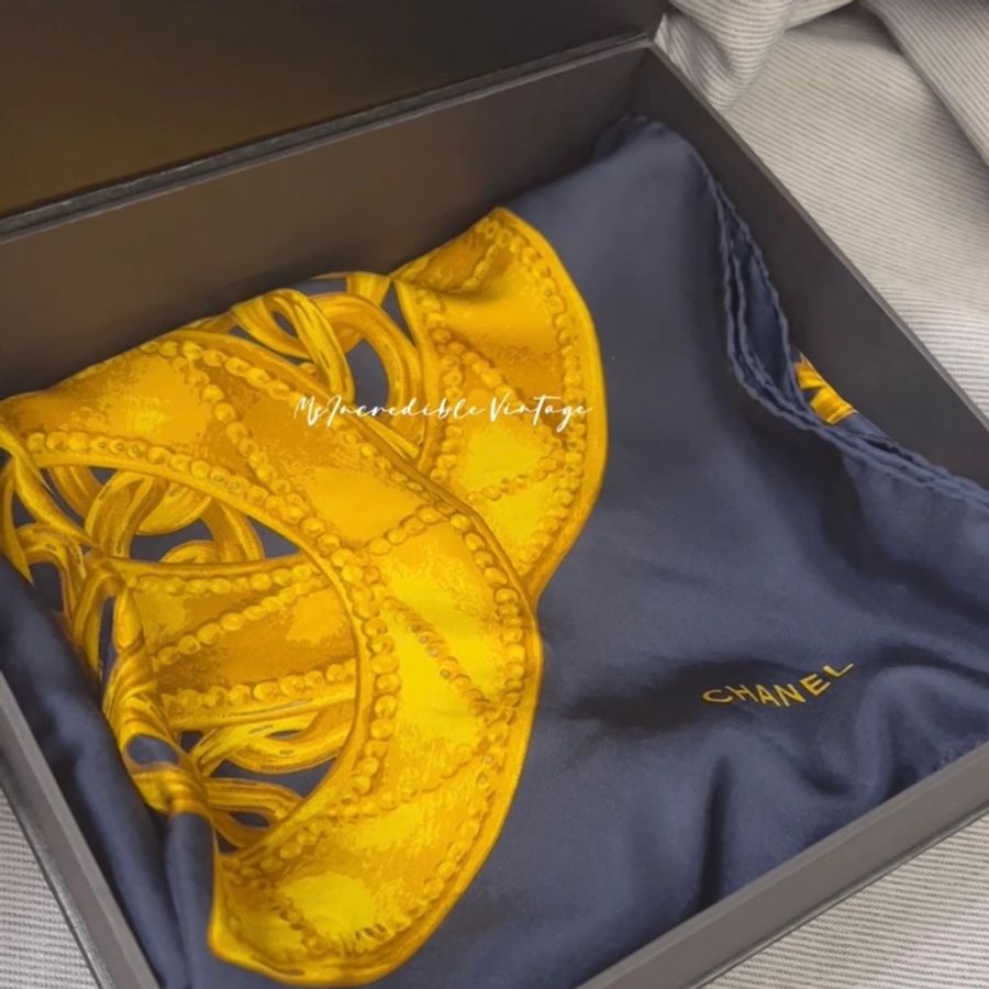 Chanel 藍金色首飾絲巾 CC Mark Chain Print Scarf Navy-20