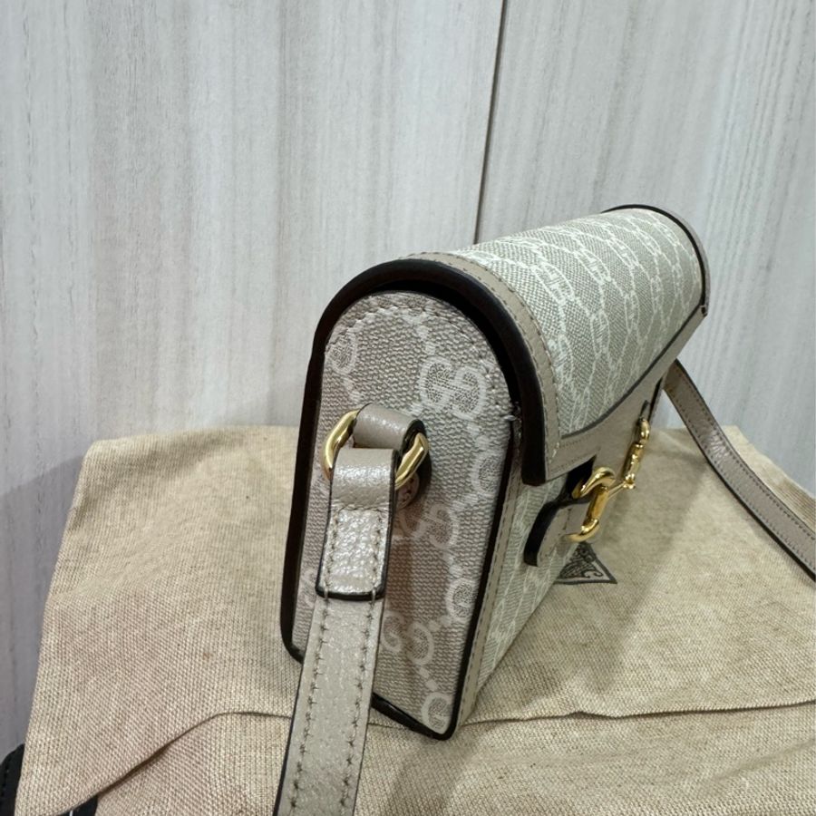Gucci 1955奶茶色斜背包-6