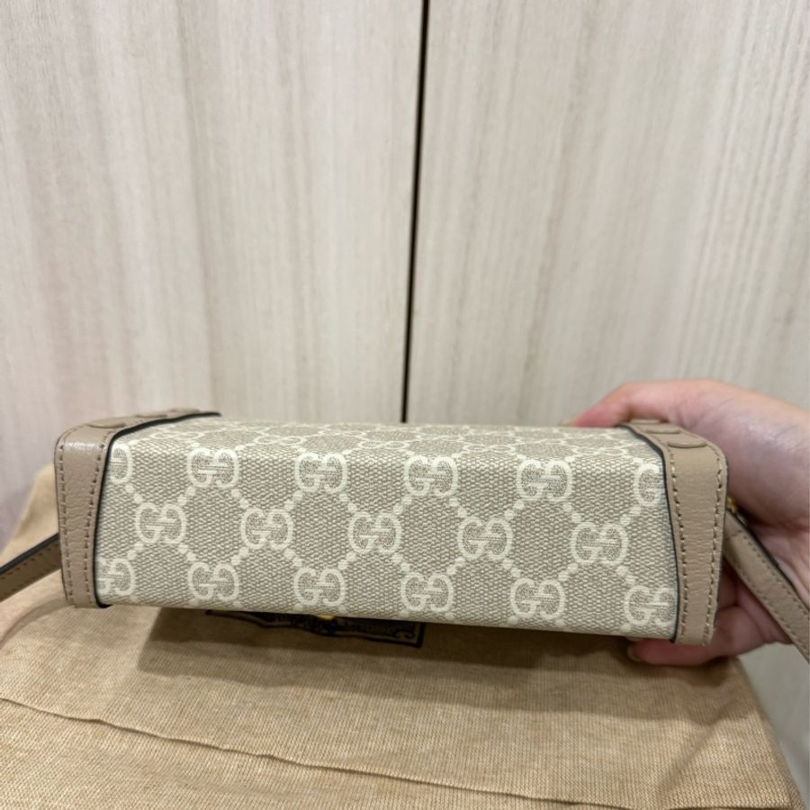 Gucci 1955奶茶色斜背包-9