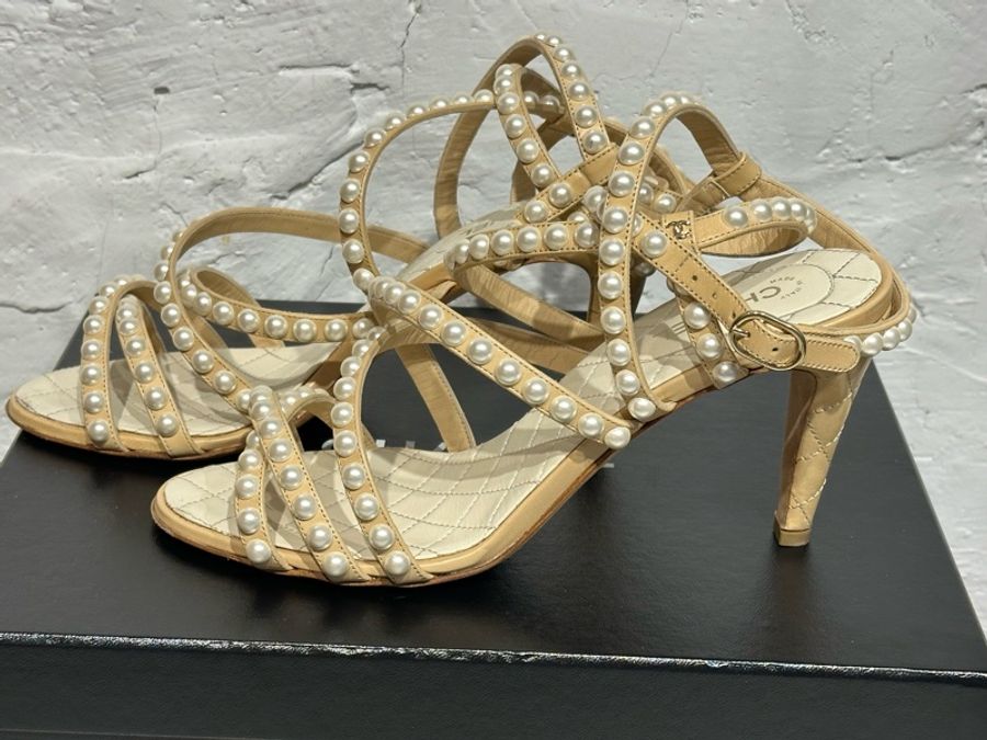 CHANE 珍珠高跟鞋👠淺駝色-2
