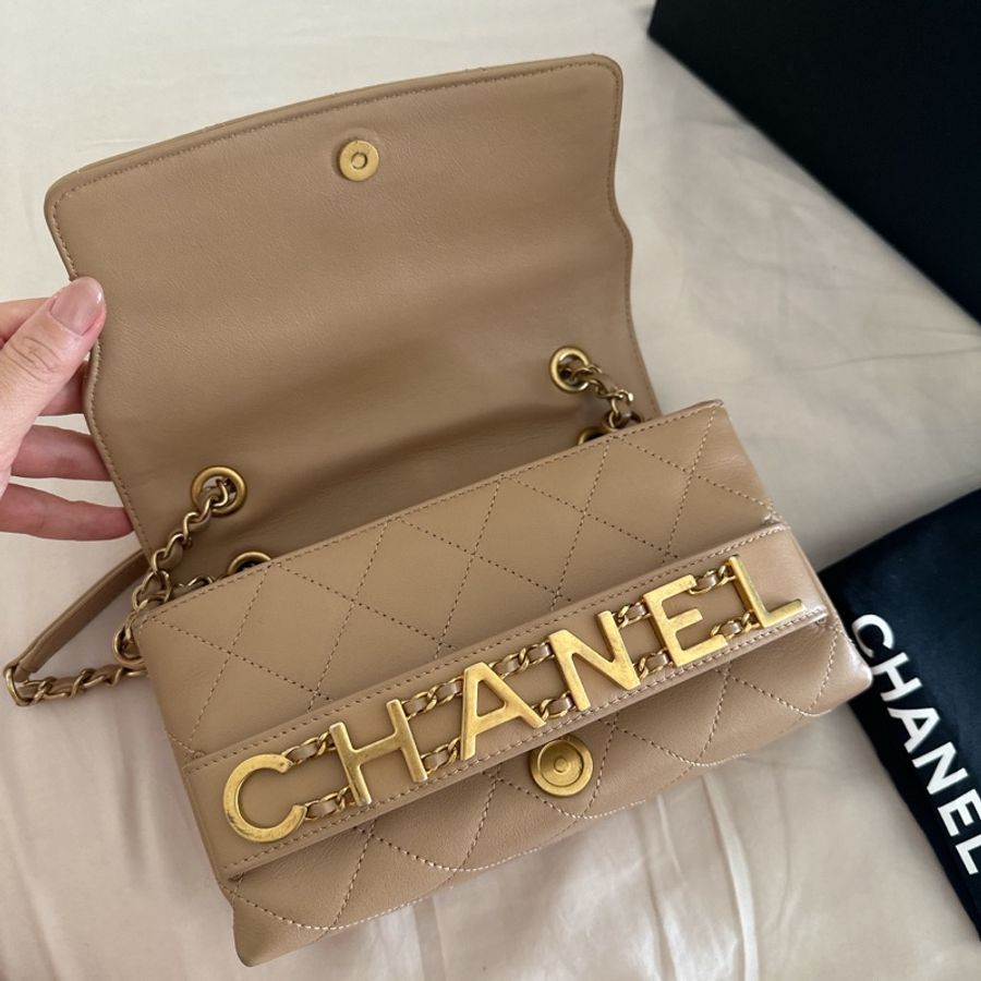 CHANEL香奈兒奶茶色爆款手拿/斜背/雙鏈肩背包牛皮口蓋包-16
