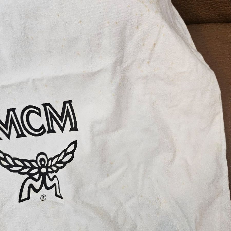 MCM 韓國製後背包-11