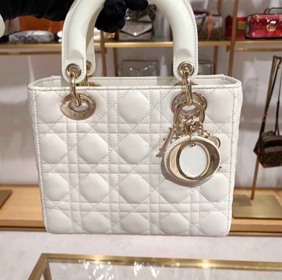 「配件超齊全」Dior Lady Dior 四格黛妃包 奶油色淡金 滿滿大全配-0