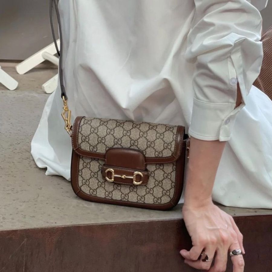 Gucci 1955 Horsebit 帆布小牛皮迷你馬鞍包 附兩條肩背帶《2024季度新品》-7