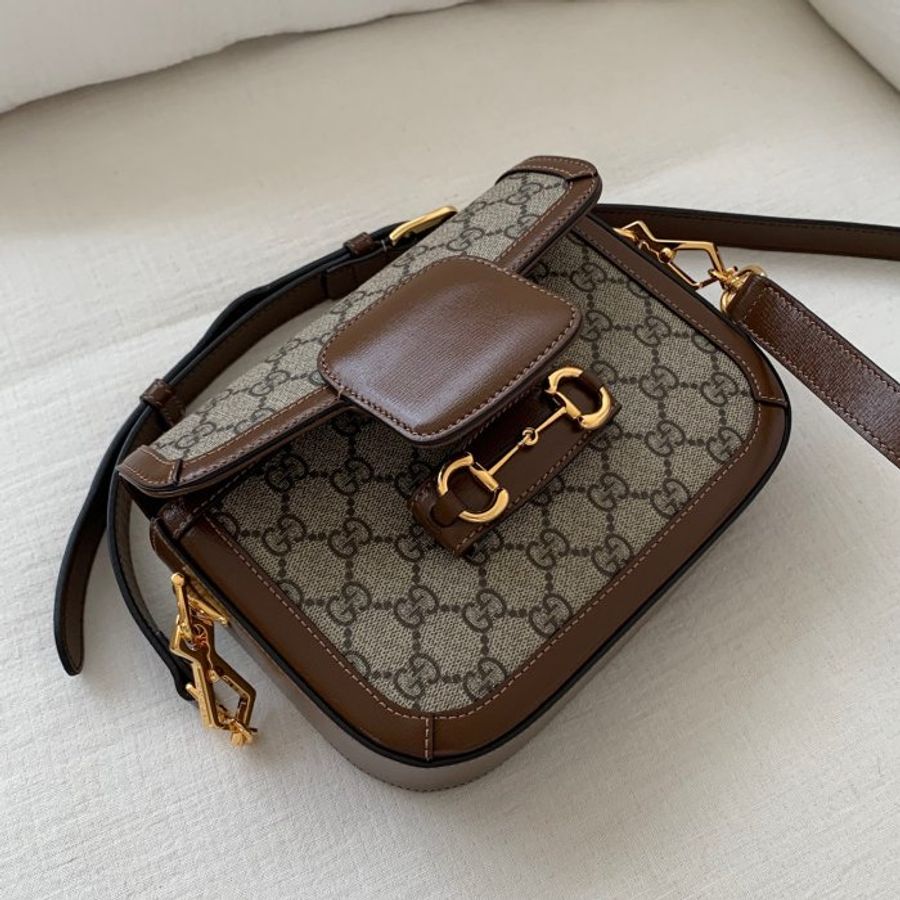 Gucci 1955 Horsebit 帆布小牛皮迷你馬鞍包 附兩條肩背帶《2024季度新品》-8