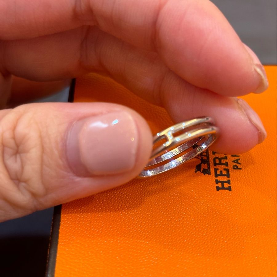 台灣櫃上買不到 現貨商品 全新商品 澳門購證 Hermes 白金戒指 結婚戒指 Ariane 尺寸53號-22