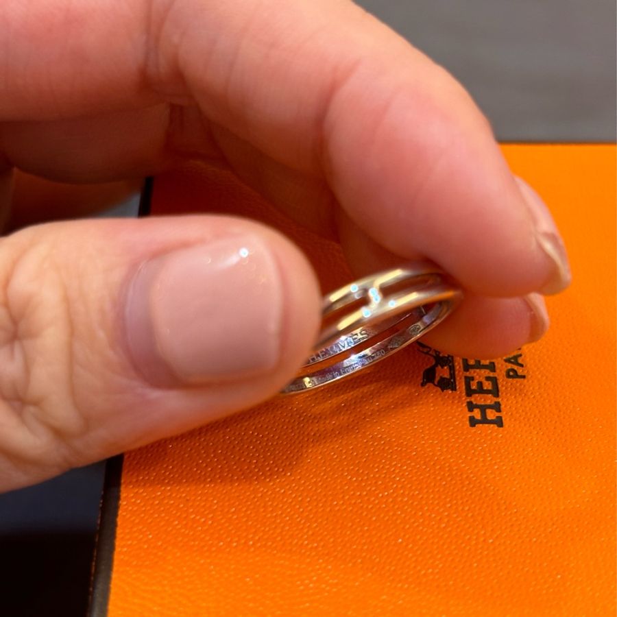 台灣櫃上買不到 現貨商品 全新商品 澳門購證 Hermes 白金戒指 結婚戒指 Ariane 尺寸53號-23