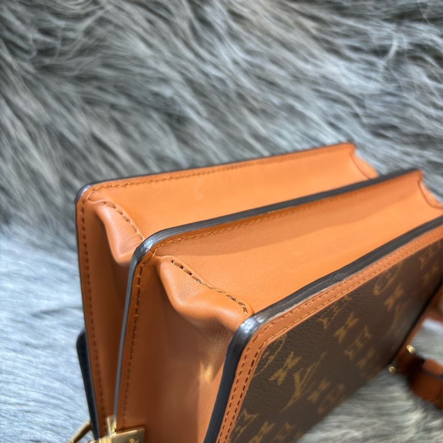 LV M44580 mini Dauphine 原花 金釦 老花 達芙妮 雙色 拼色 肩背包 斜背包-9