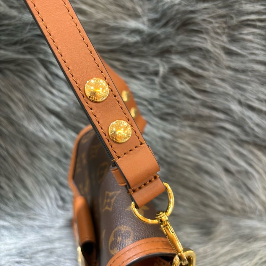 LV M44580 mini Dauphine 原花 金釦 老花 達芙妮 雙色 拼色 肩背包 斜背包-20