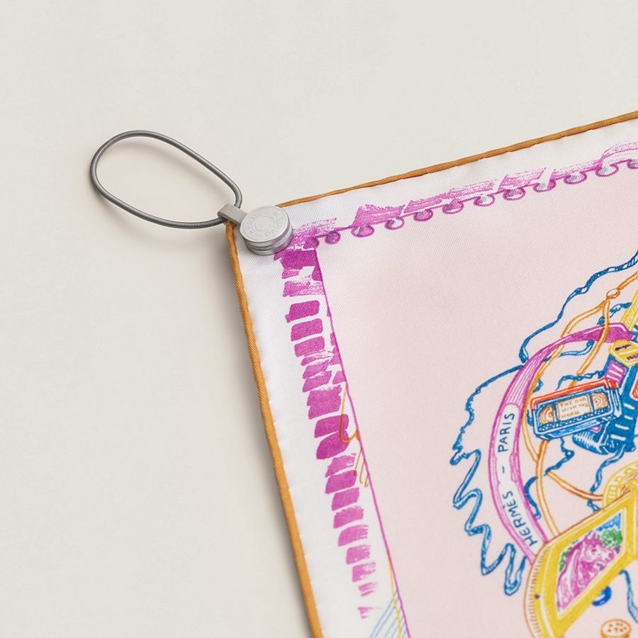 Hermes 愛馬仕絲巾掛勾展示組-1