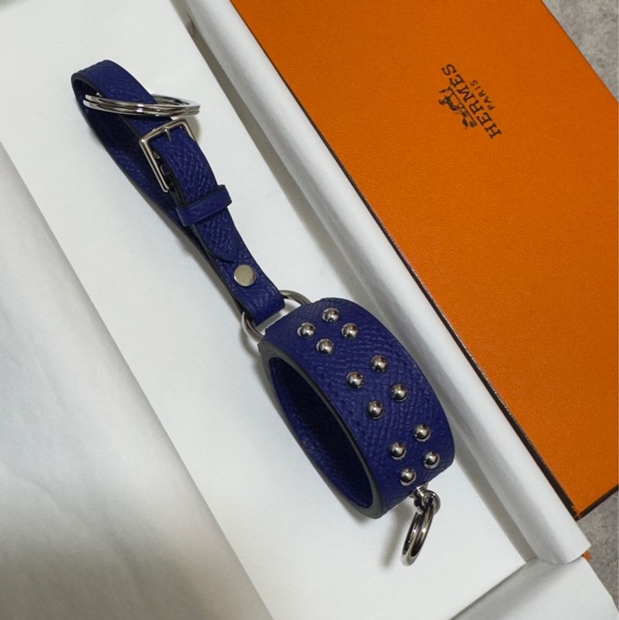 Hermes 愛馬仕藍色牛皮卯丁掛飾-2