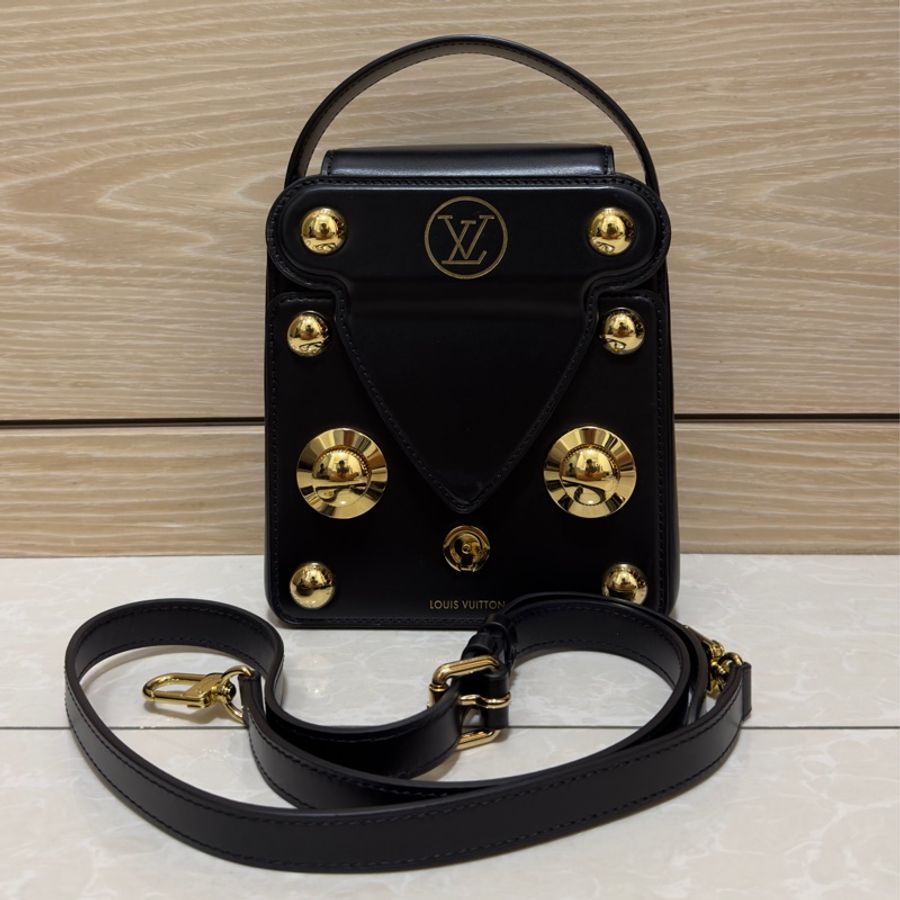 LV限量秀款手提包 LOUIS VUITTON S-lock XL handbag-1