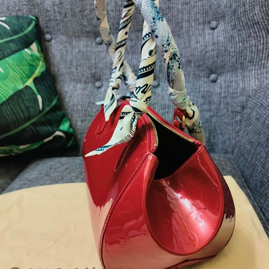 過年出清* Louis Vuitton LV漆皮 M91490 新娘包 單肩包 保齡球包 醫生包 櫻桃紅色 9成SHERWOOD GM HANDBAG MONOGRAM-1