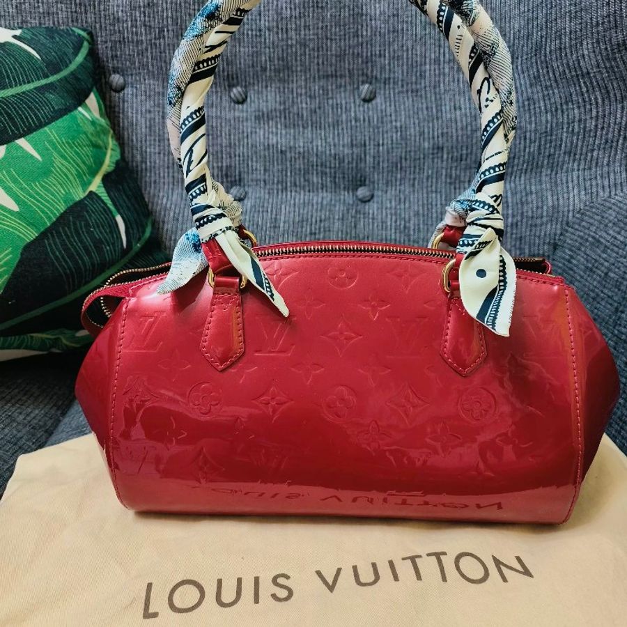 過年出清* Louis Vuitton LV漆皮 M91490 新娘包 單肩包 保齡球包 醫生包 櫻桃紅色 9成SHERWOOD GM HANDBAG MONOGRAM-2