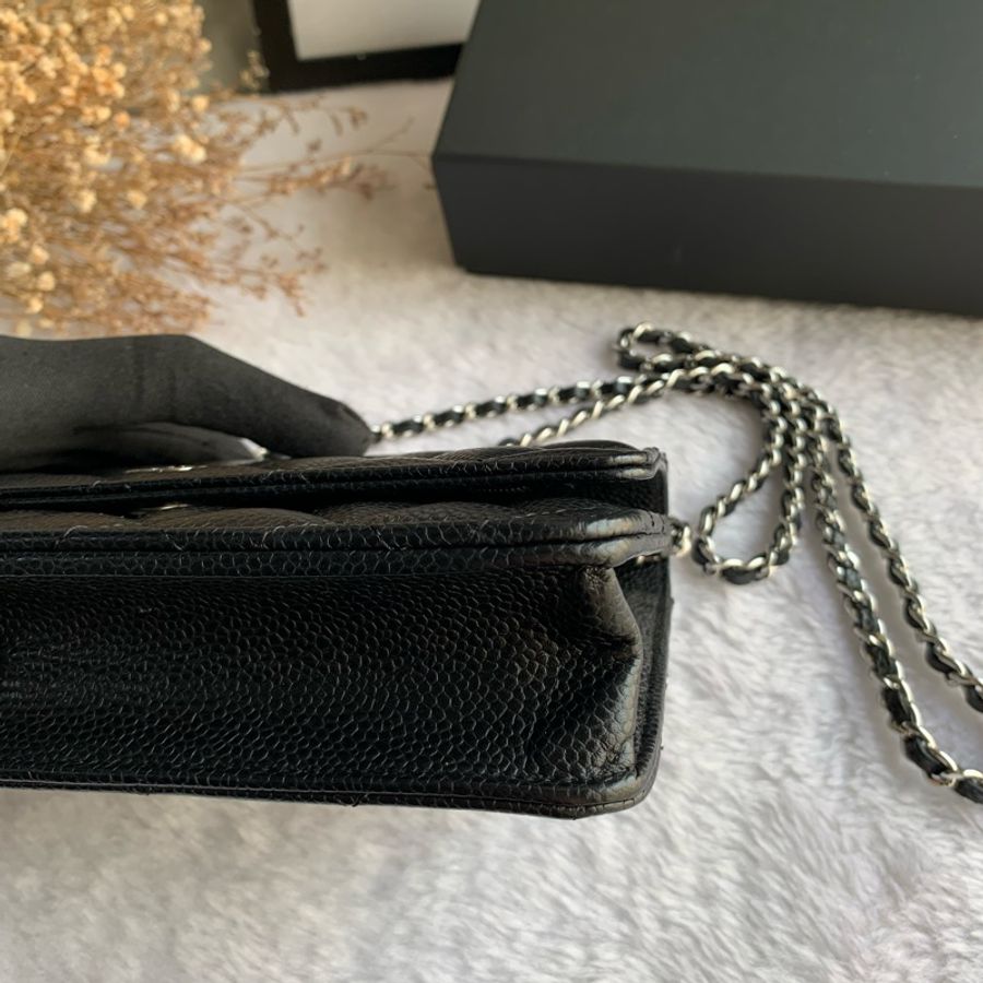 Chanel 經典CC Logo銀釦荔枝皮革WOC(黑色)-4