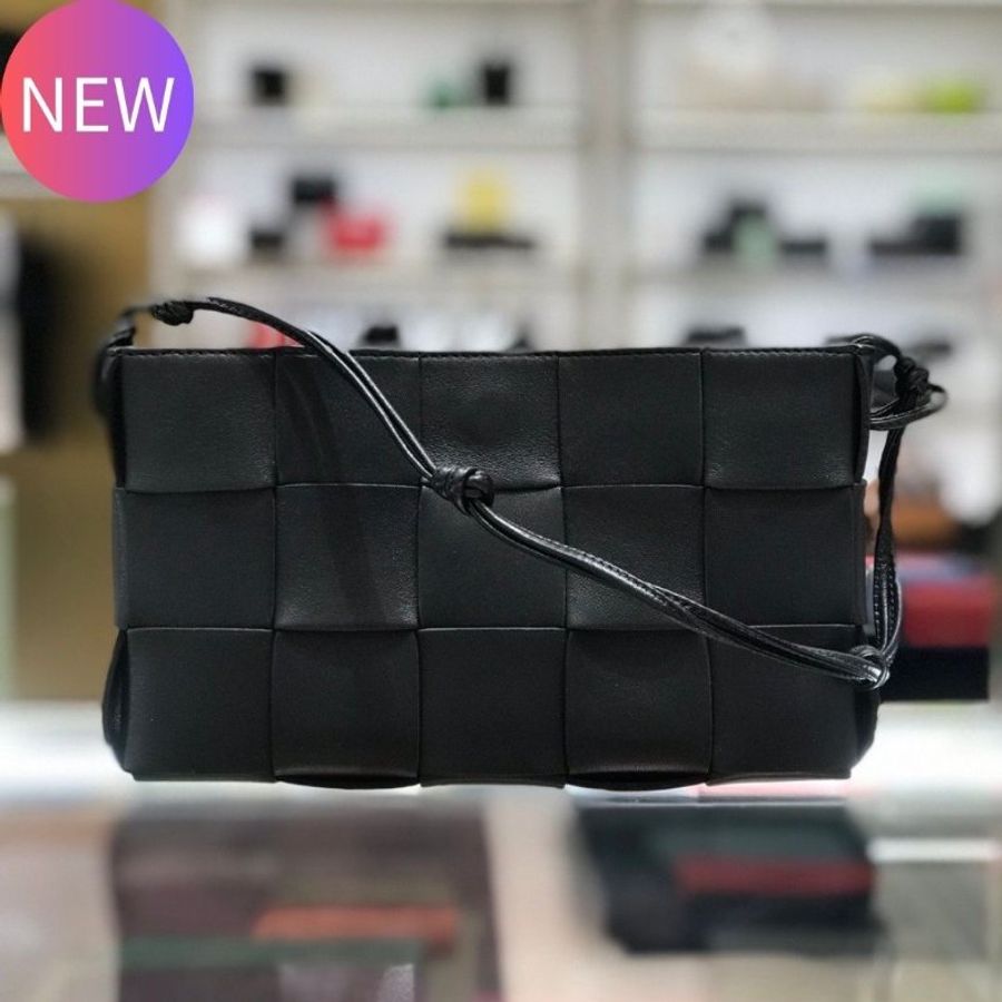 Bottega Veneta BV 730543 BV 15格 Cassette 包 黑色《2024季度新品》-0