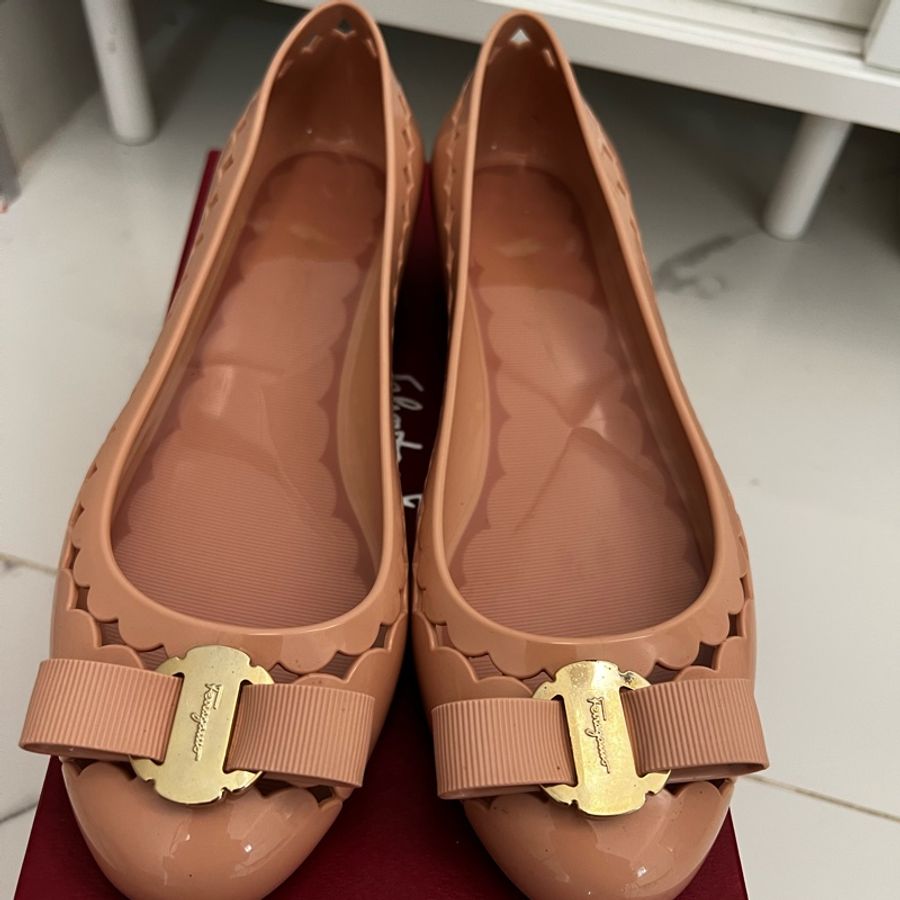 Salvatore Ferragamo 平底膠鞋-5