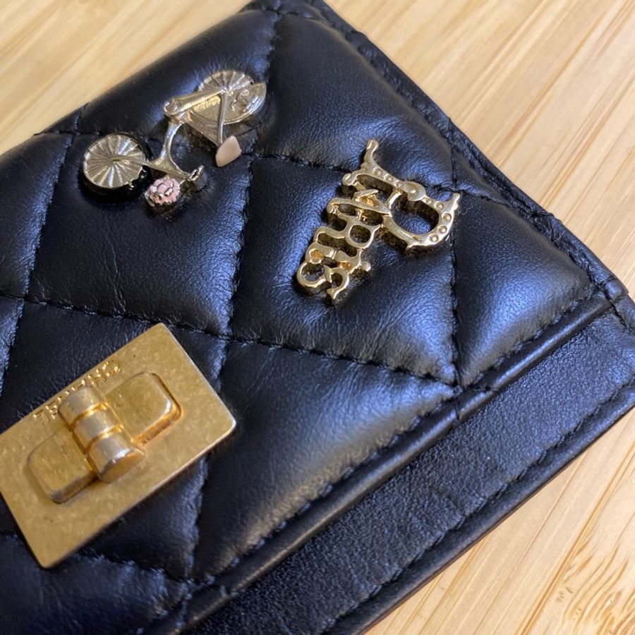 珍藏 限量 ❤️ Chanel 2.55系列 鐵塔款 徽章款 仿舊裂紋皮革 reissue 卡夾 名片夾 鈔票夾 附 保卡 盒 雷標-10