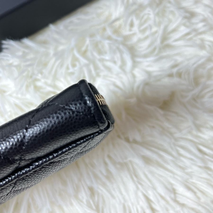Chanel 黑金荔枝皮L拉鍊小夾-13
