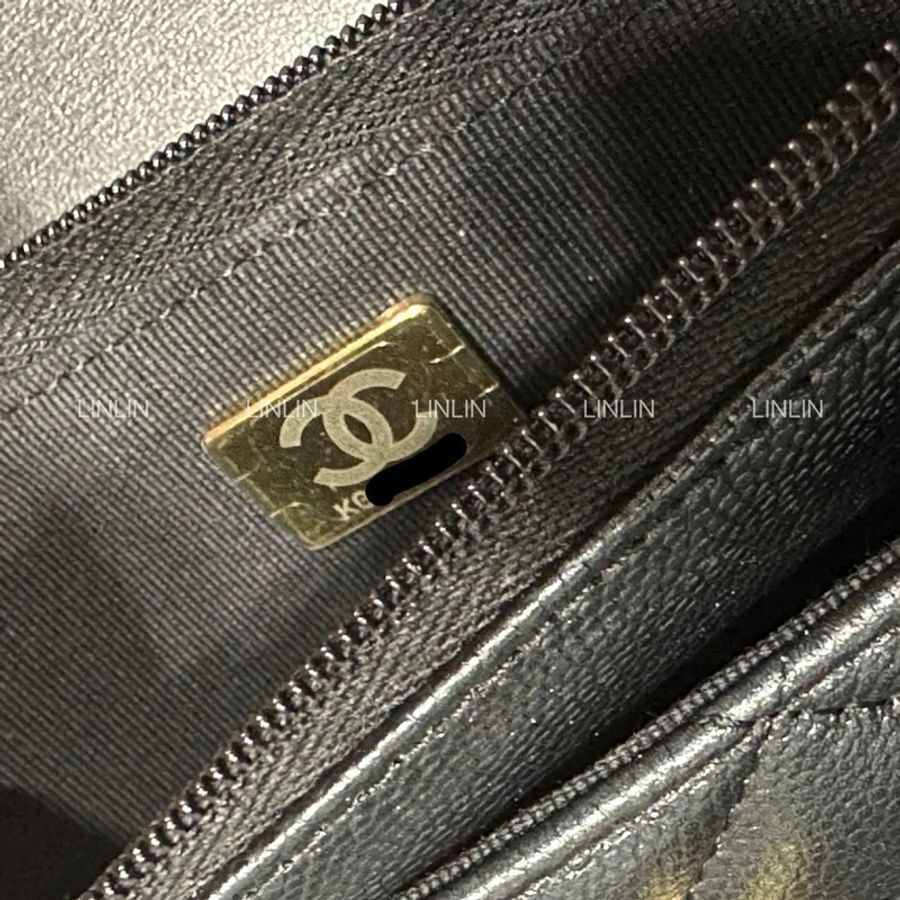CHANEL 24S黑金荔枝牛皮 雙C調節扣WOC-14