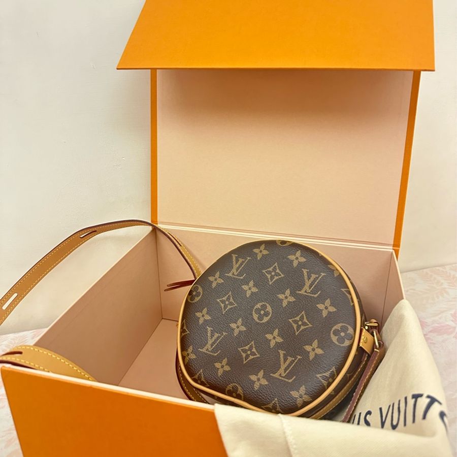 LV 9.9新 Mini Boite Chapeau 老花圓餅盒包-7