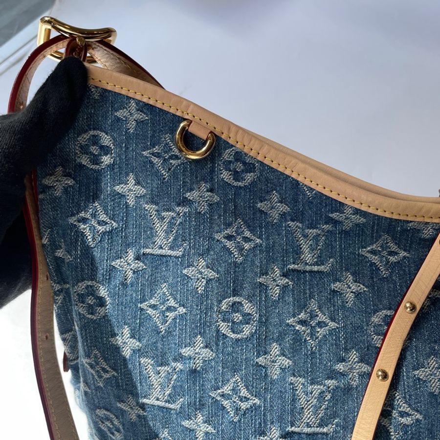 Louis Vuitton 牛仔布CarryAll MM-4