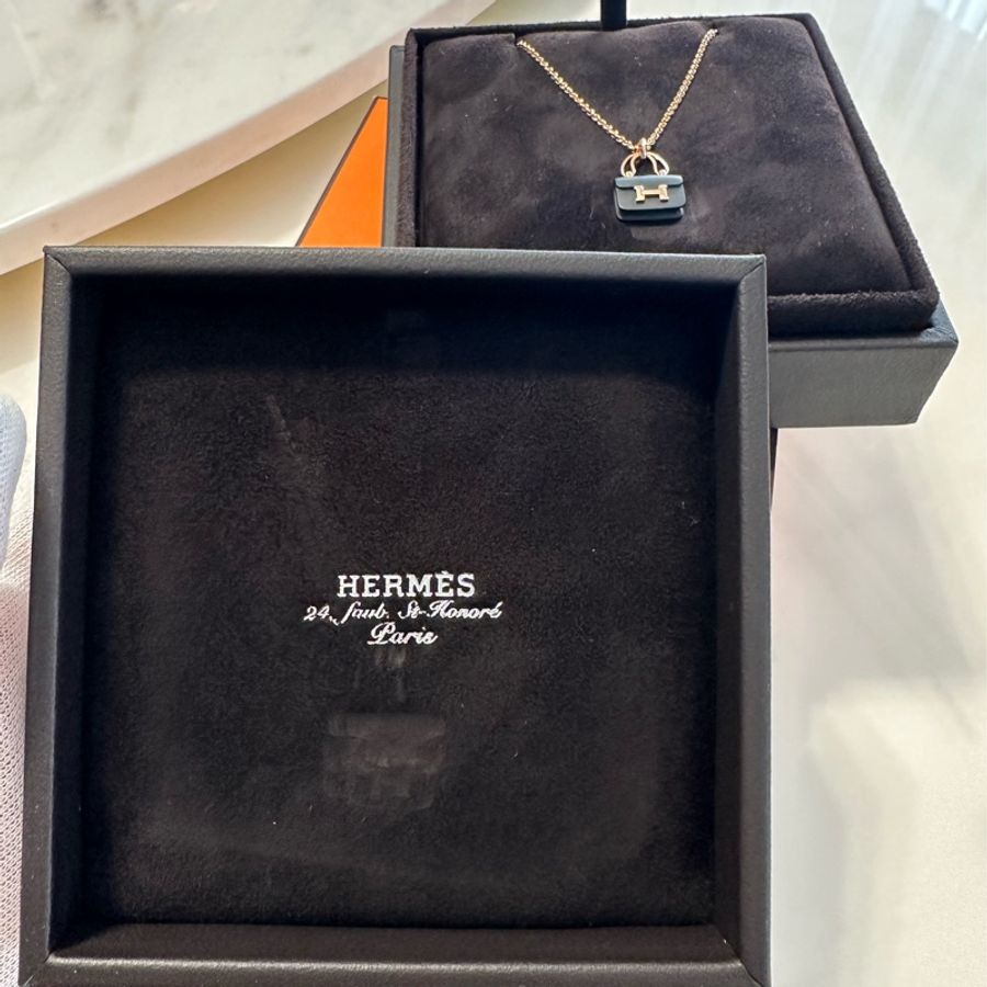 可議價 9成新 愛馬仕 Hermes Constance Black Jade Necklace 黑玉項鍊 桃園機場購入-3