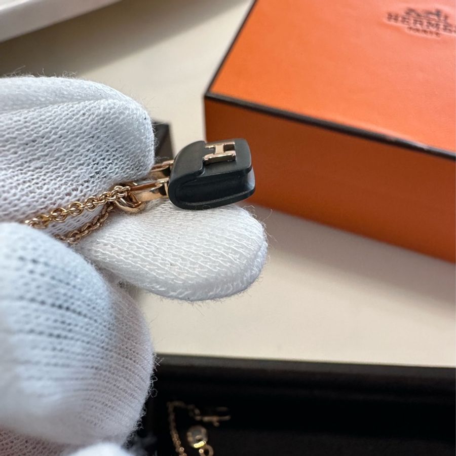 可議價 9成新 愛馬仕 Hermes Constance Black Jade Necklace 黑玉項鍊 桃園機場購入-10
