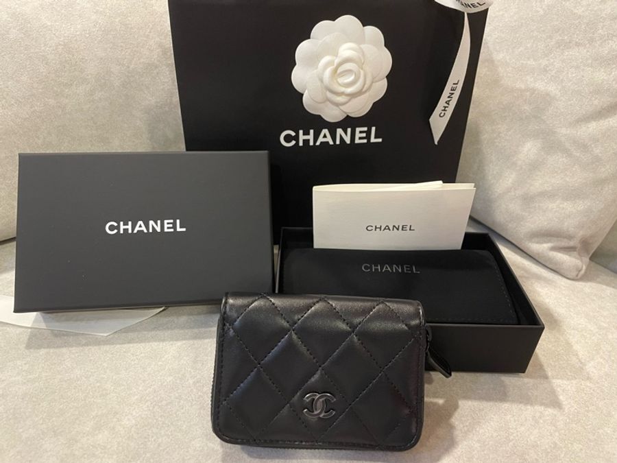 香奈兒Chanel so black 全新💕羊皮拉鏈零錢包-0