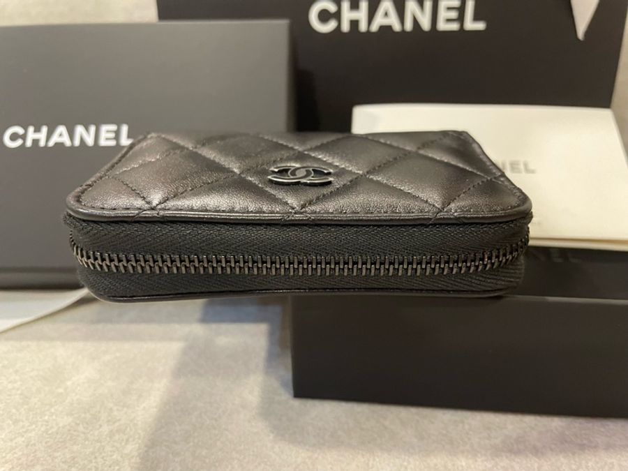 香奈兒Chanel so black 全新💕羊皮拉鏈零錢包-3