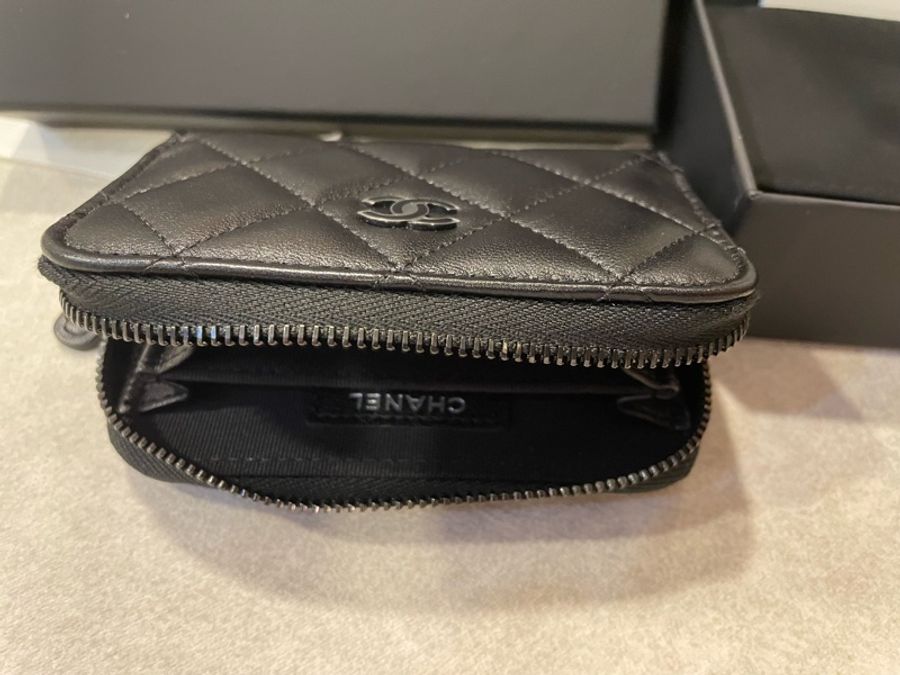 香奈兒Chanel so black 全新💕羊皮拉鏈零錢包-5