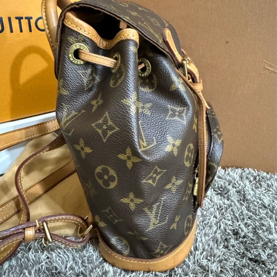 LOUIS VUITTON MINI MONTSOURIS BACKPACK VINTAGE🤎-18