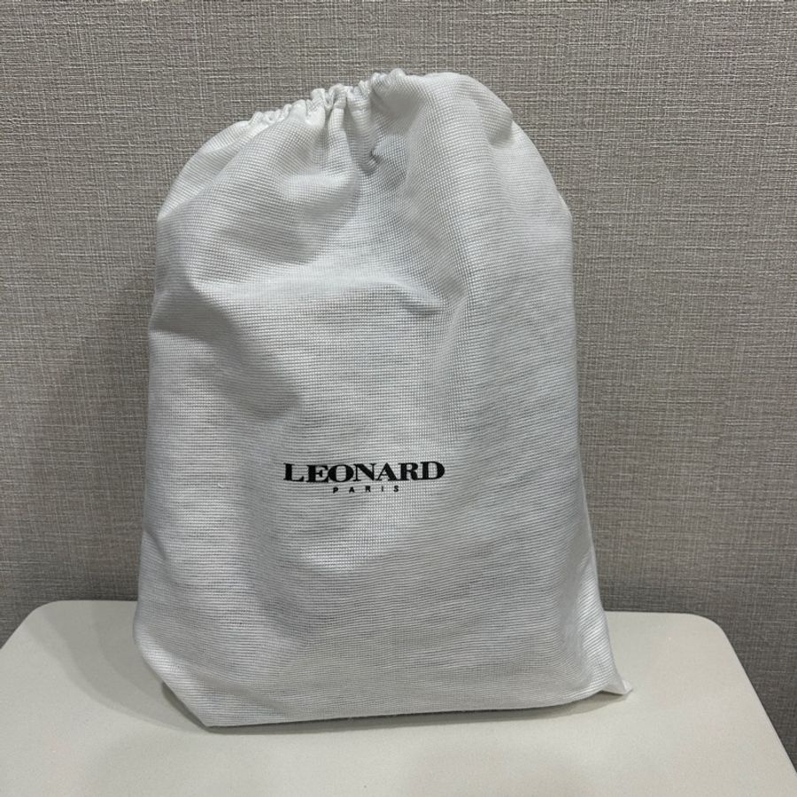 Leonard-9