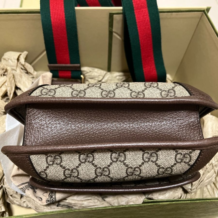 Gucci雙層虎頭郵差包(胸包)-8