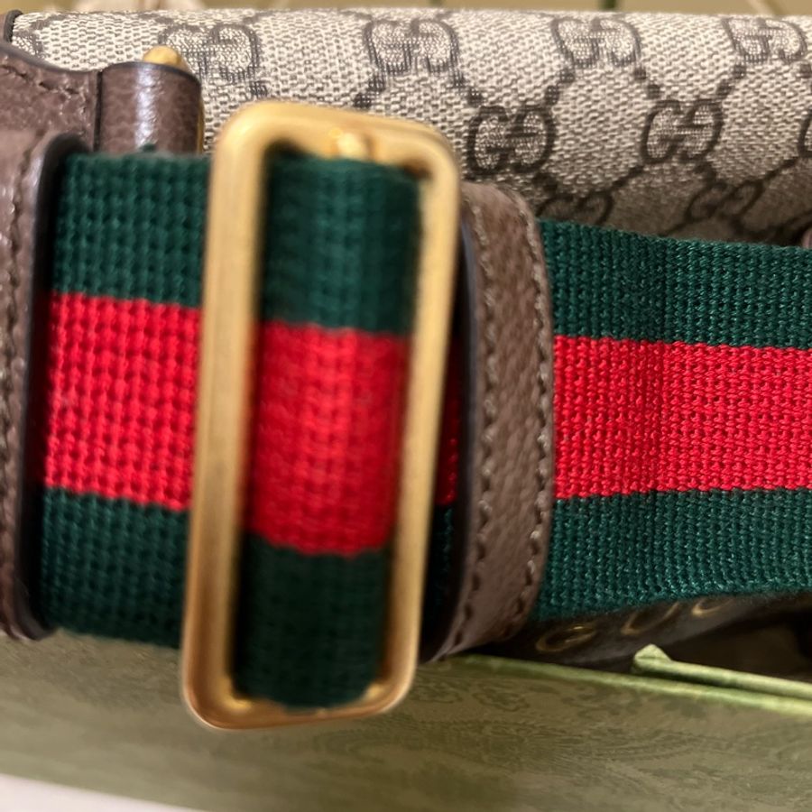 Gucci雙層虎頭郵差包(胸包)-15