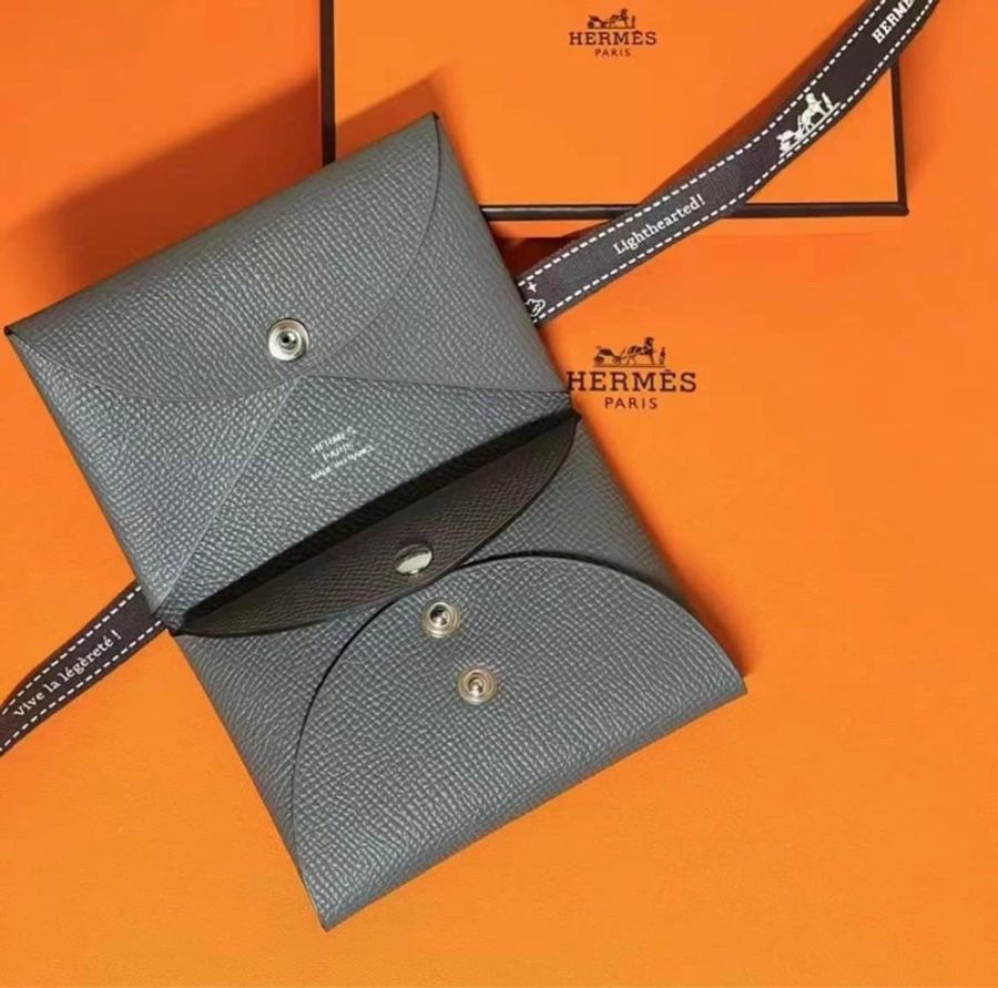 Hermès 愛馬仕 Calvi Duo釦式Evercolor耐磨小牛皮零錢包/名片夾 積雨雲灰/銀扣-0