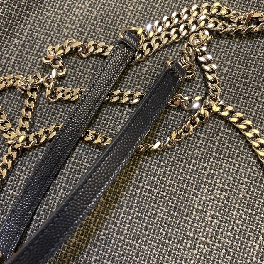 限時降價 ❤️ 盒 新 YSL SAINT LAURENT 百搭經典 黑銀 斜背包 魚子醬 WOC 亮銀-34