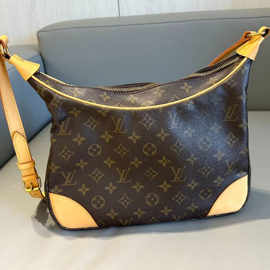 全網最低❤️LV❤️經典老花牛角包~包況良好-6