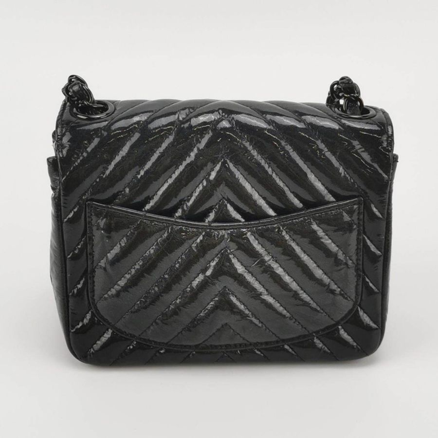 Chanel Classic Flap 季節限定款方胖子漆皮V紋絎縫雙C扣皮穿鏈單肩包-3