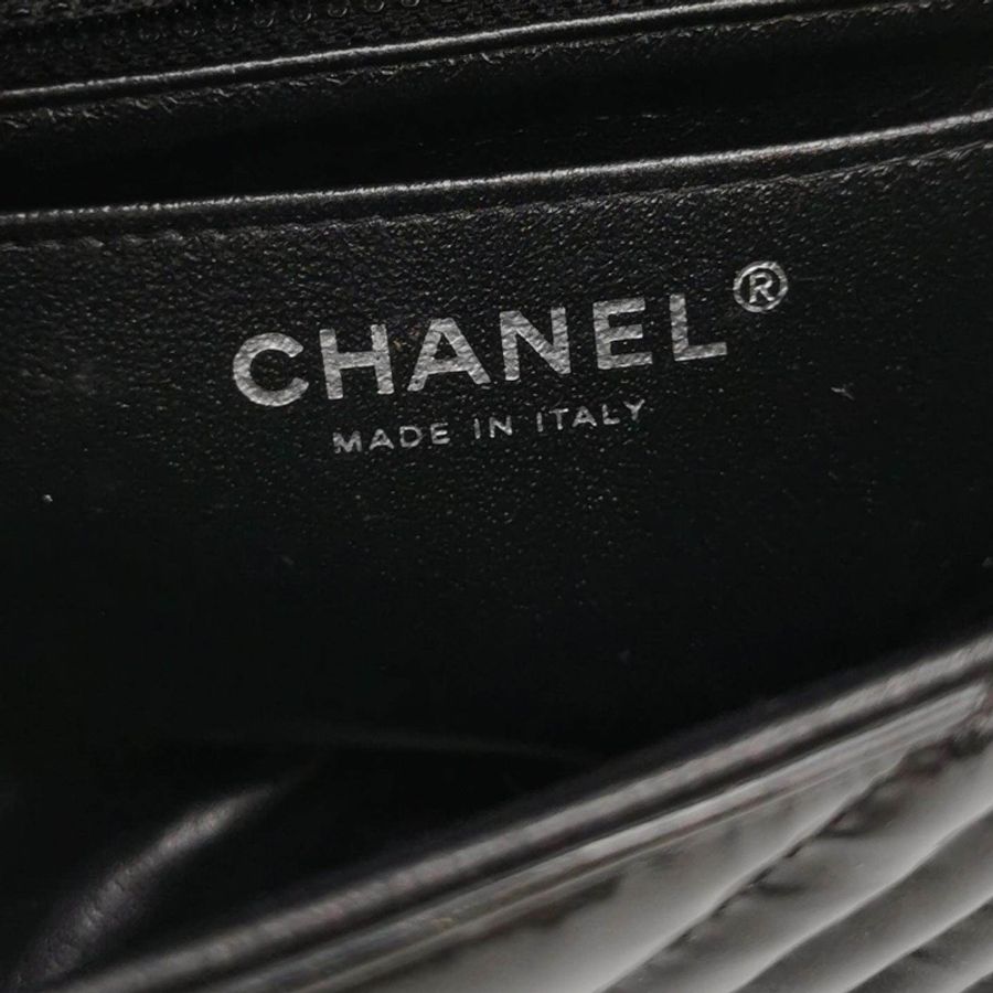 Chanel Classic Flap 季節限定款方胖子漆皮V紋絎縫雙C扣皮穿鏈單肩包-6