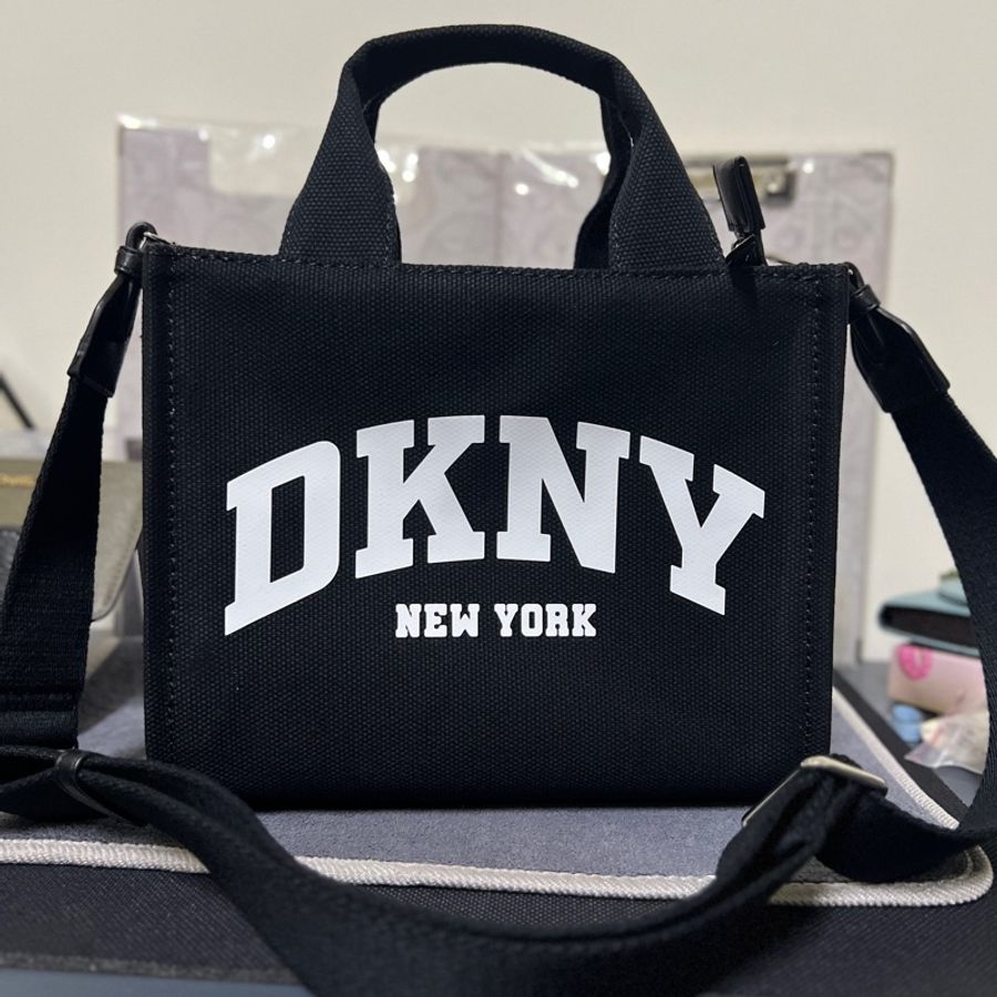 DKNY-包-亮面字樣可手提肩背側背紙袋包（黑）帆布-0