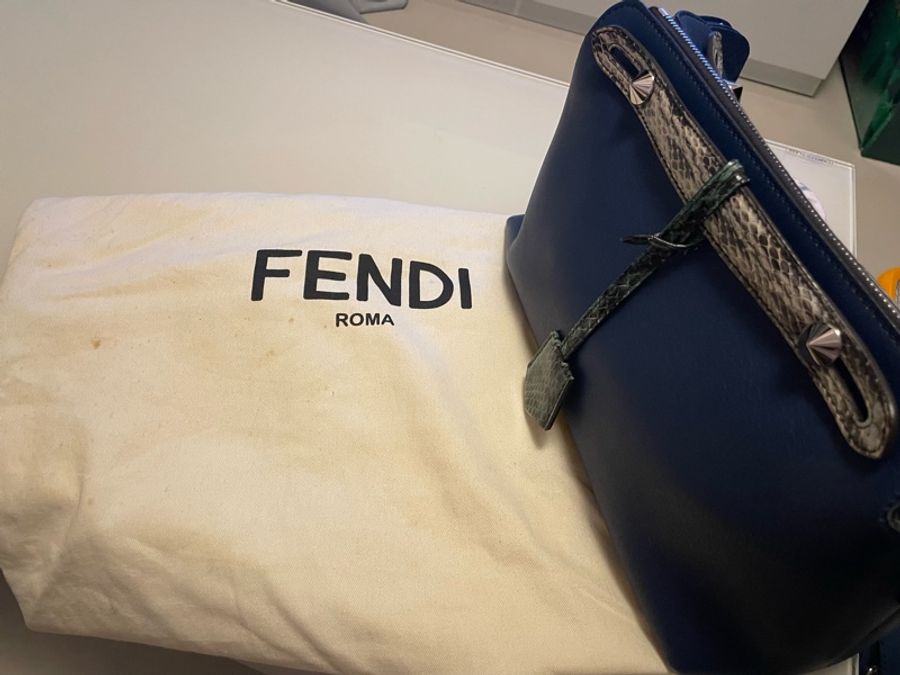Fendi By the way medium size-9